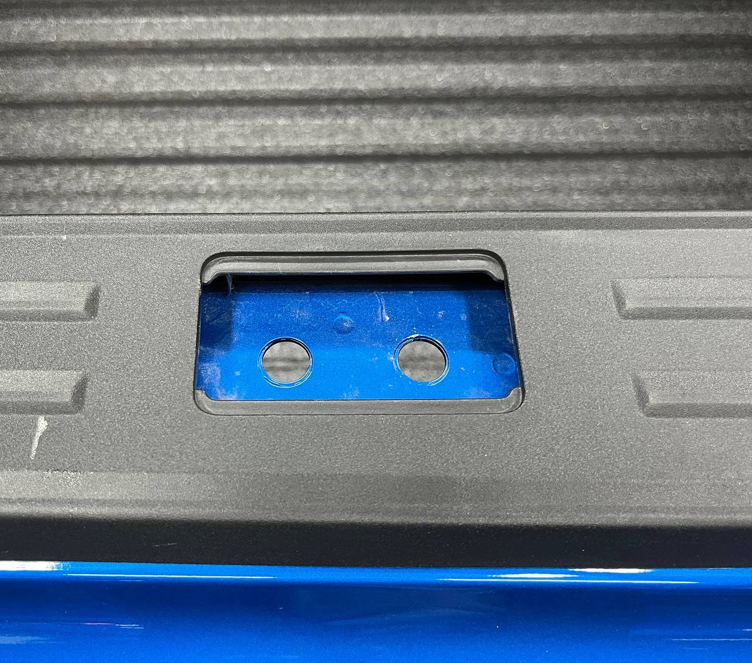 Ford Ranger 2024 Ranger Bed Cap "shims" IMG_6998