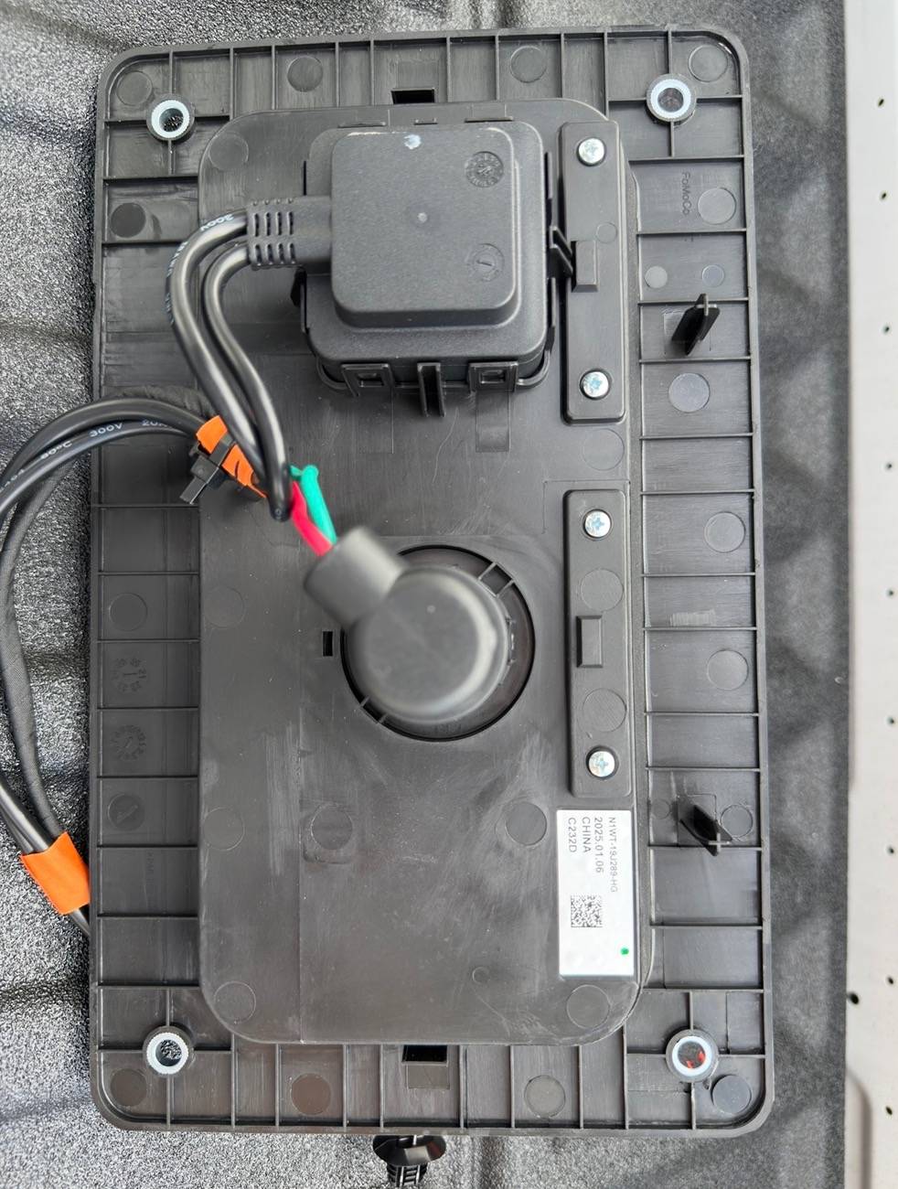 Ford Ranger 2025 RR Missing 12v Outlet in Bed IMG_7446