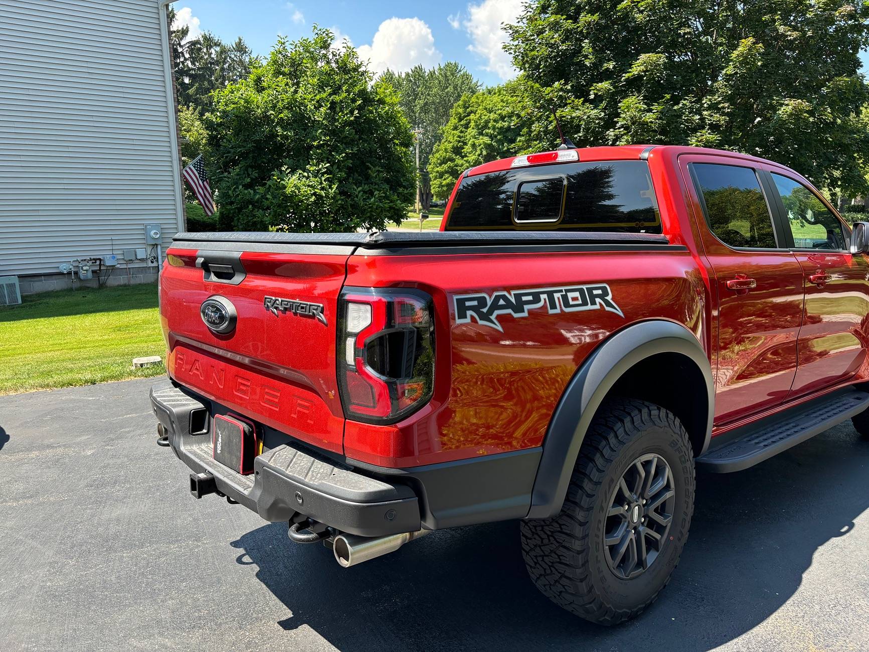 Ford Ranger Truxedo soft roll up raptor installed IMG_7523