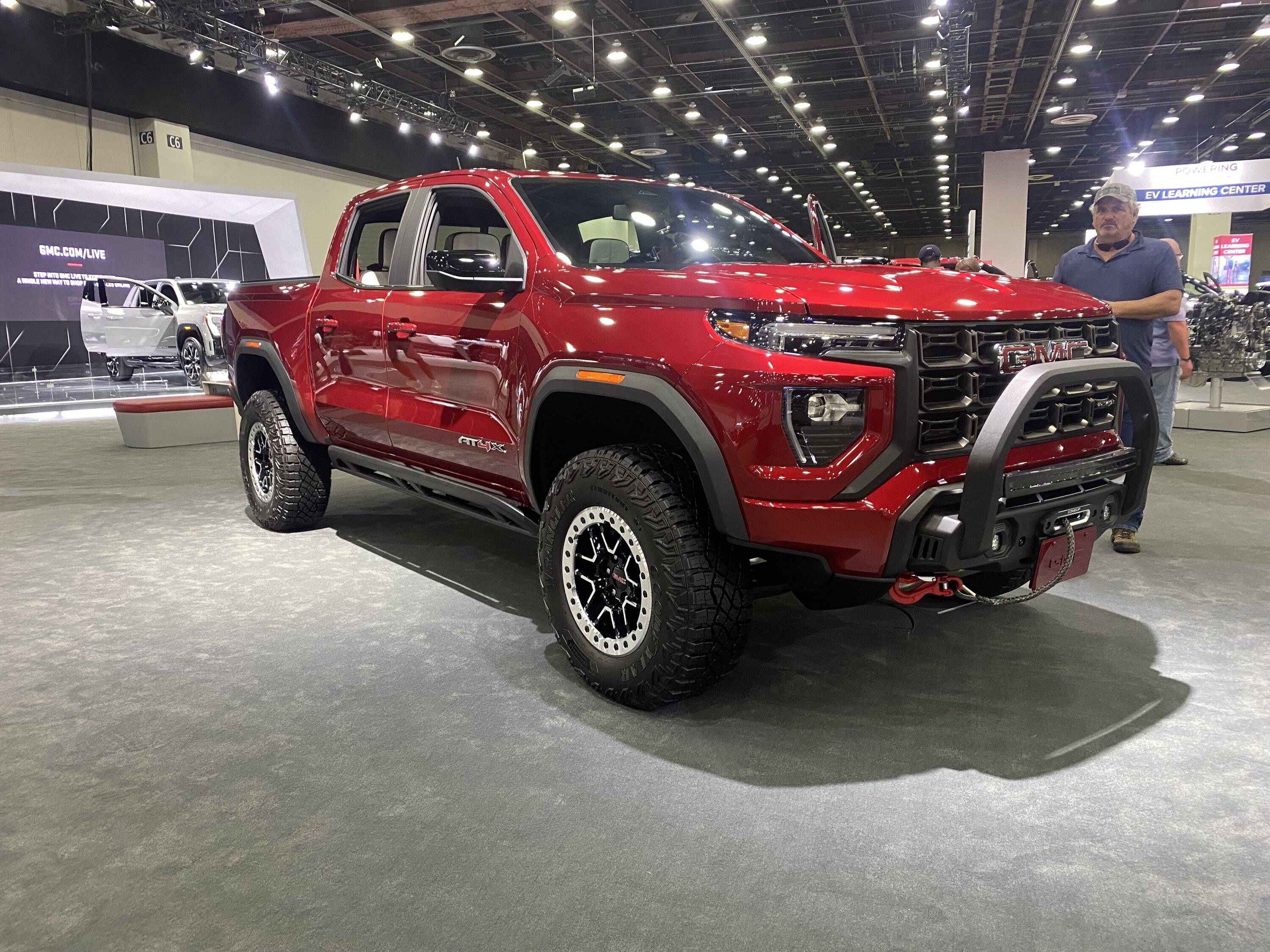 Ford Ranger 2024 Ranger Raptor is 110% worth the money... my impressions from impromptu visit to Detroit Autoshow IMG_8897