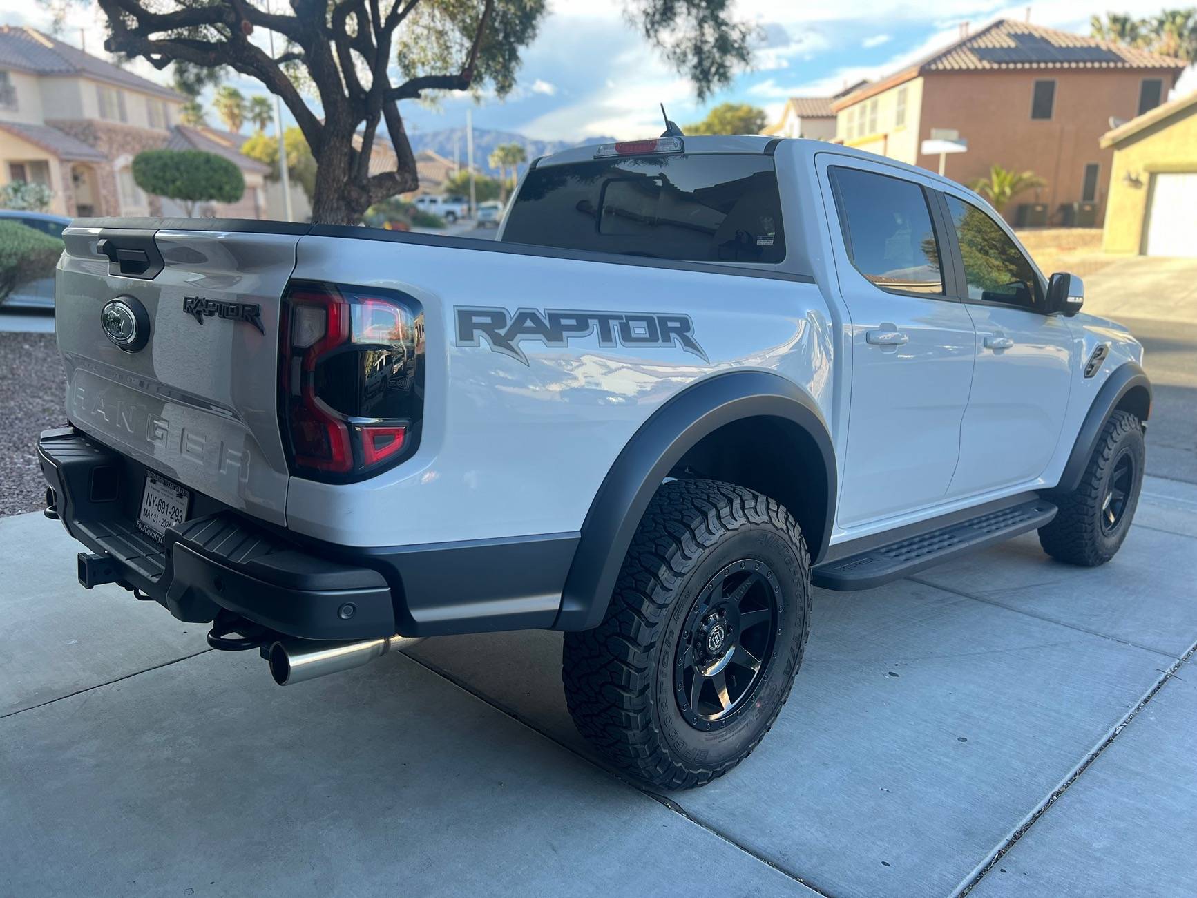 Ford Ranger Blacked out exhaust tips on Ranger Raptor w/ ceramic exhaust paint IMG_9343