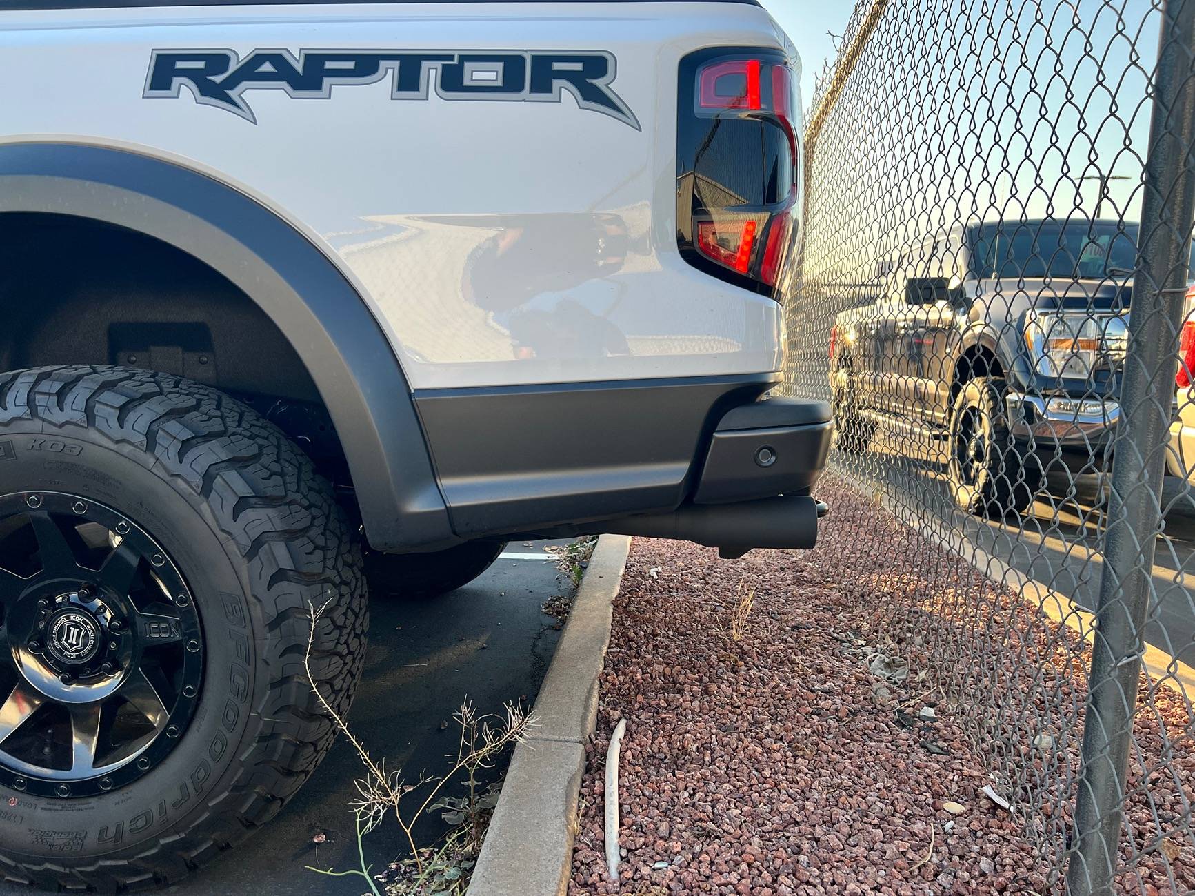 Ford Ranger Blacked out exhaust tips on Ranger Raptor w/ ceramic exhaust paint IMG_9360