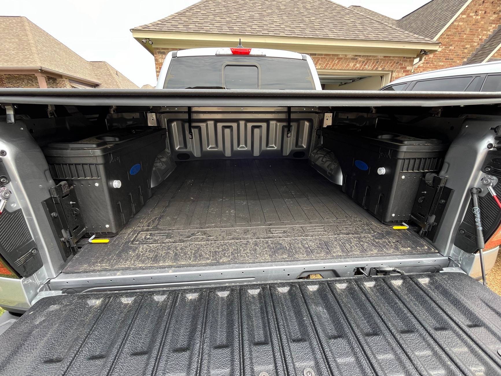 Ford Ranger My 2024 Ranger XLT FX4 w/ tow hitch, bed swing tool boxes, bed mat, soft bed cover, throttle controller & more IMG_9605