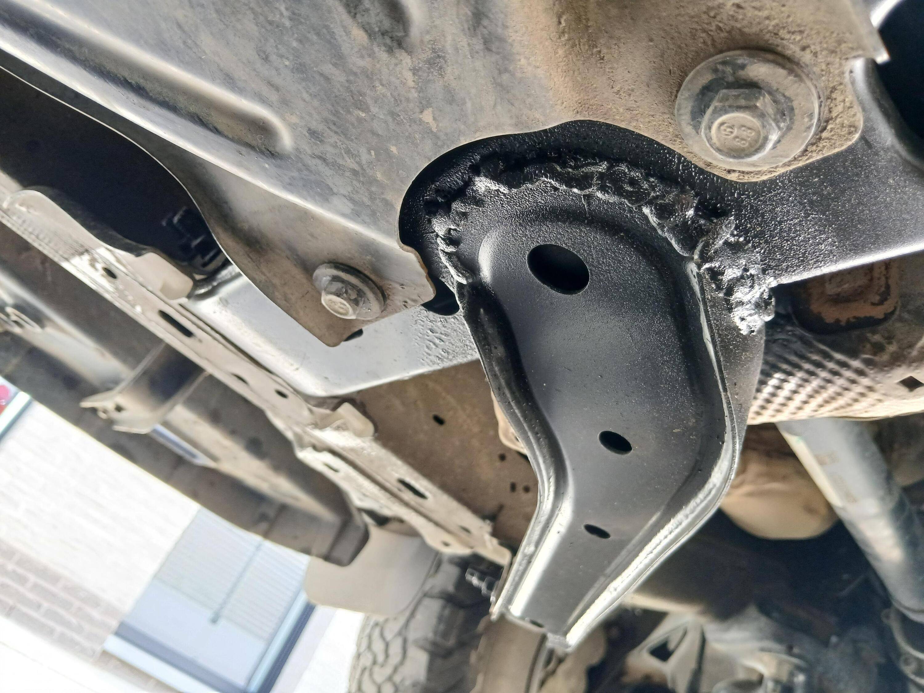 Ford Ranger Want to see some gore? jXDwANR