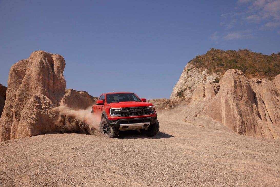 Ford Ranger 2022-2023 Ranger Raptor World Premiere! Wallpapers, Video & Specs next-gen-ranger-raptor-dynamic-1