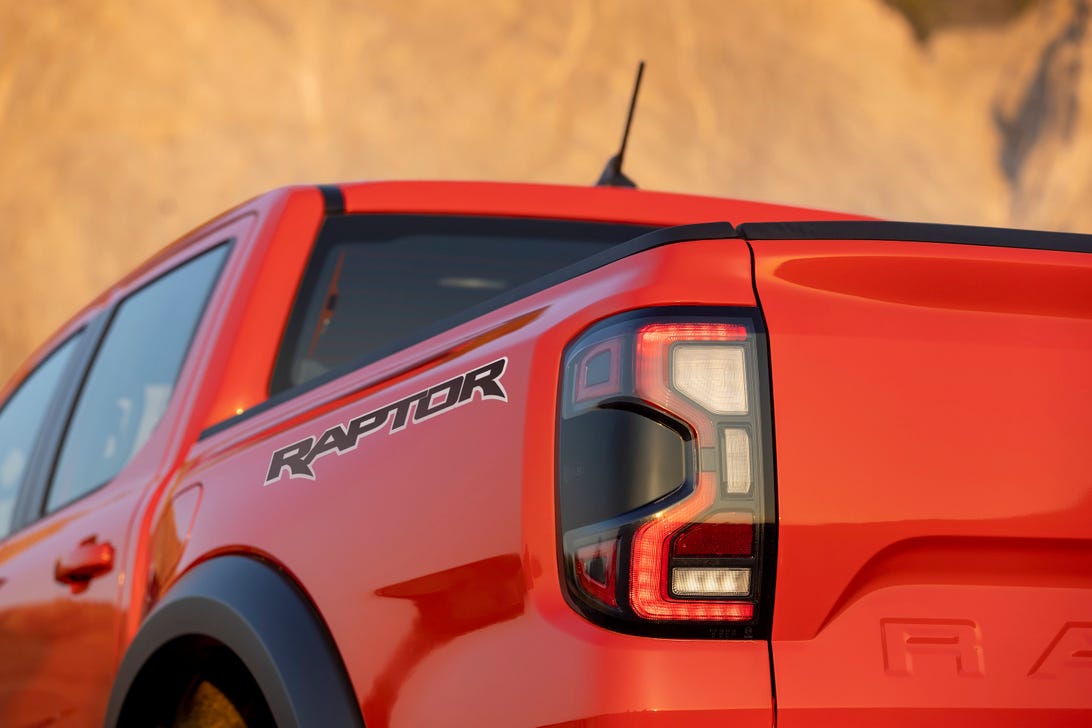 Ford Ranger 2022-2023 Ranger Raptor World Premiere! Wallpapers, Video & Specs next-gen-ranger-raptor-rear-1
