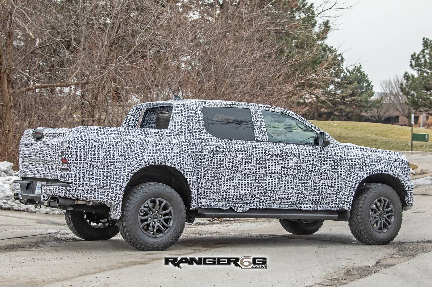 Ford Ranger ? Ranger Raptor Drops Camo To Show Muscular Body & Revised Front Fascia next-ranger-raptor-drops-heavy-camo-8