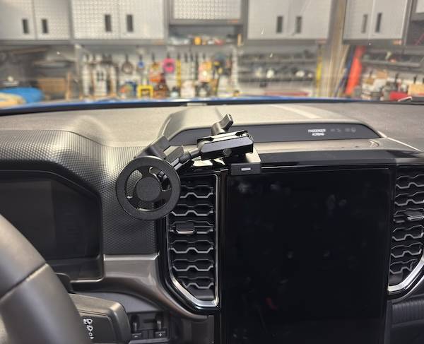 Ford Ranger What did you DO TO your 6G Ranger today? 🧰 🛠️ ⚙️ 🧽 phone_mount
