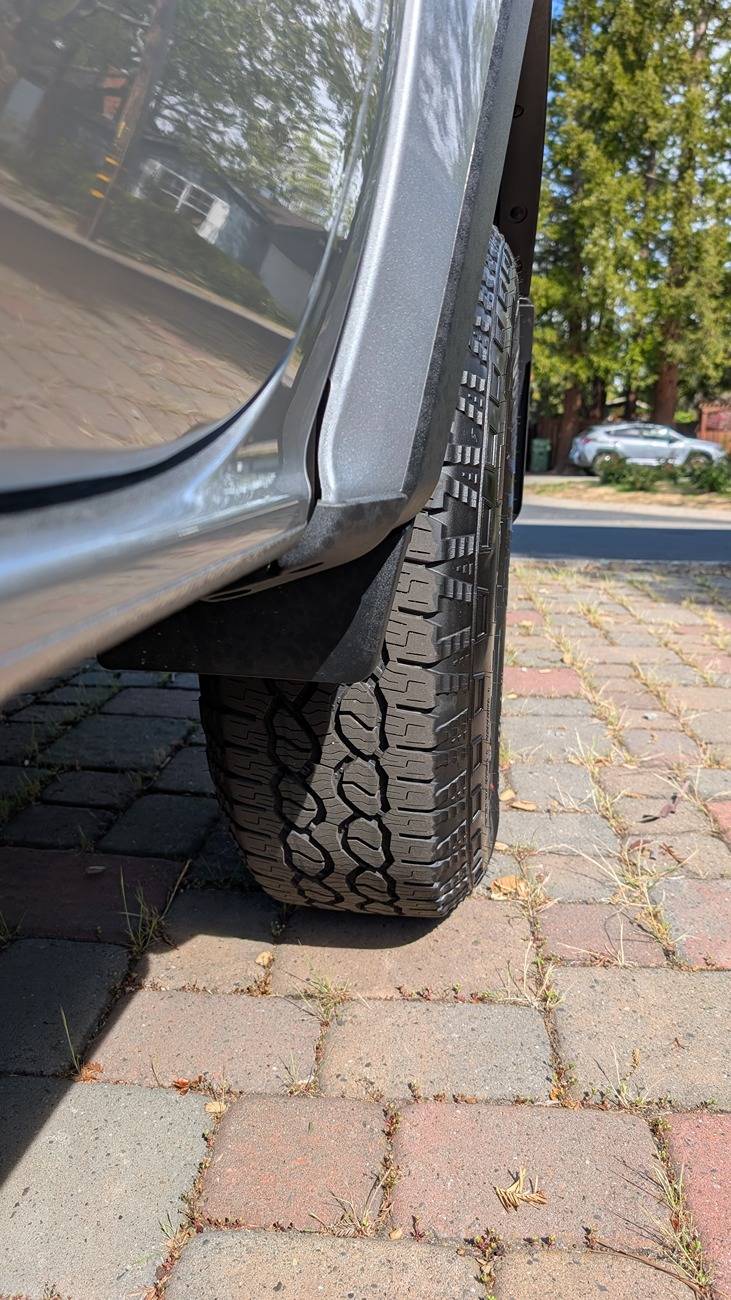 Ford Ranger Muslogy Mud Flaps kit installed on 24 XL PXL_20250410_173711777.MP
