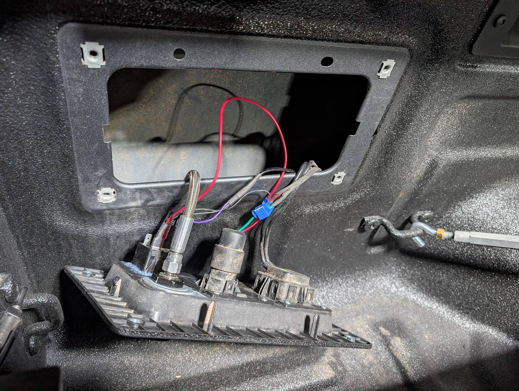 Ford Ranger ARB compressor install with SDHQ brackets and a quick connect in the bed next to 12v power PXL_20250622_122750687