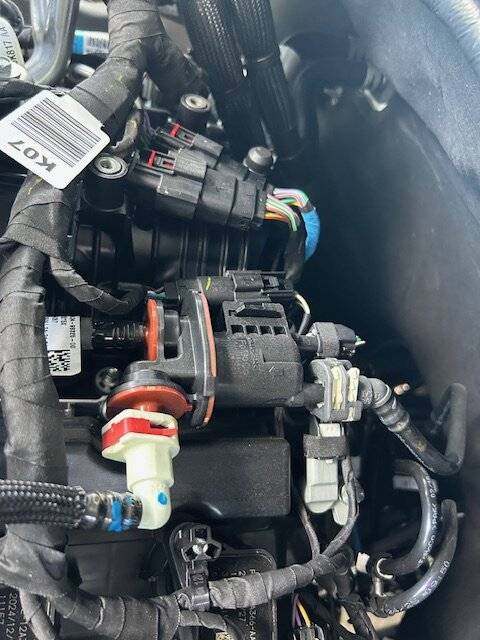Ford Ranger Where should these lines connect in engine bay? Raptor Engine Vacumn line close u