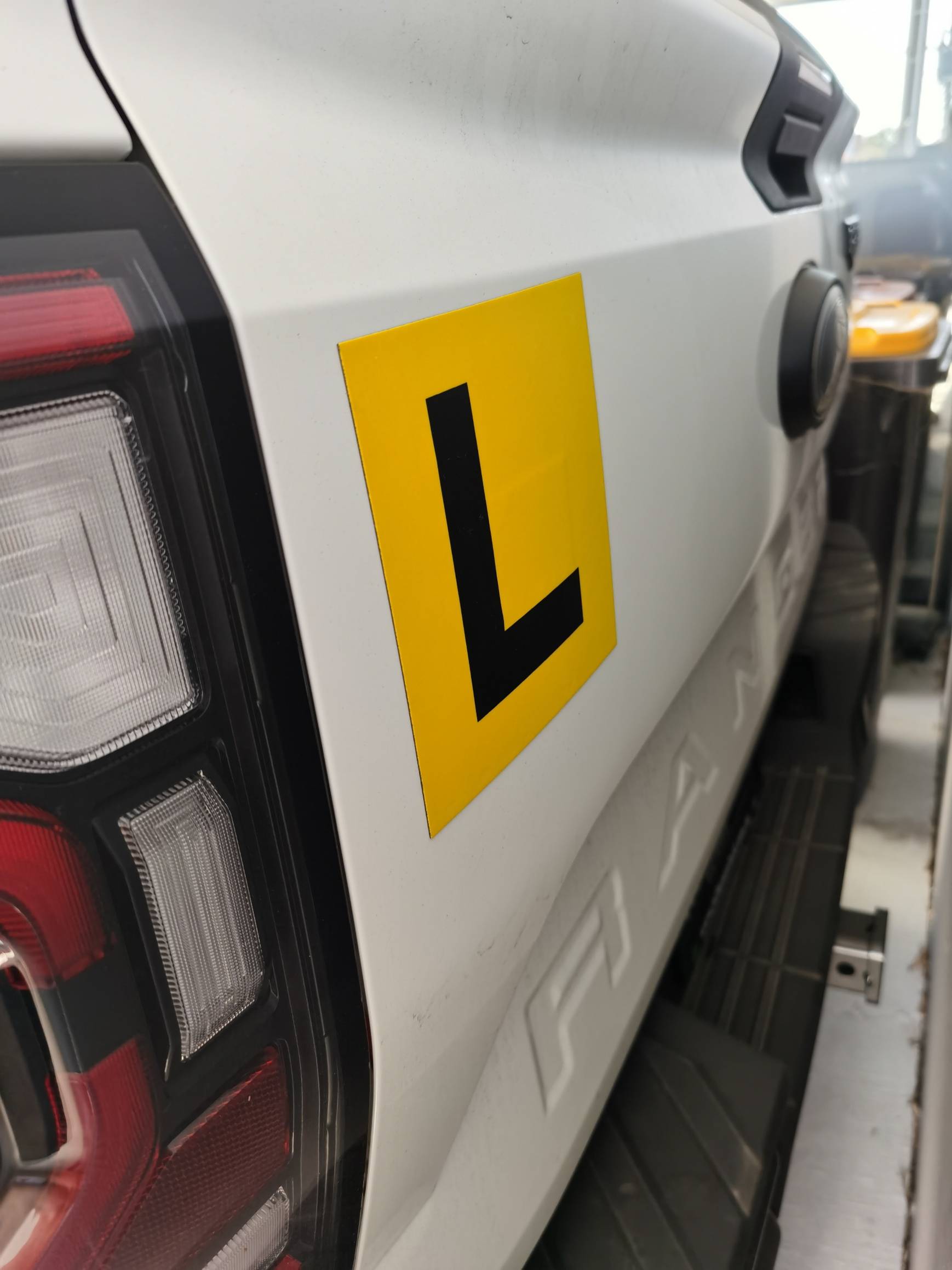 Ford Ranger aluminum body SteelTailgate