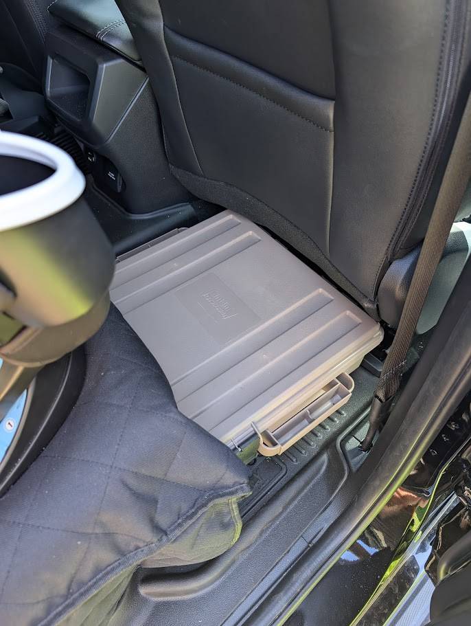 Ford Ranger Tote setup for the bed of the truck. Storage I