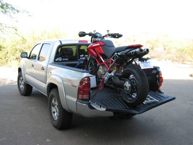 Ford Ranger Pictures of your Rangers with Dirtbike(s) in the bed! Taco'd Tailgat