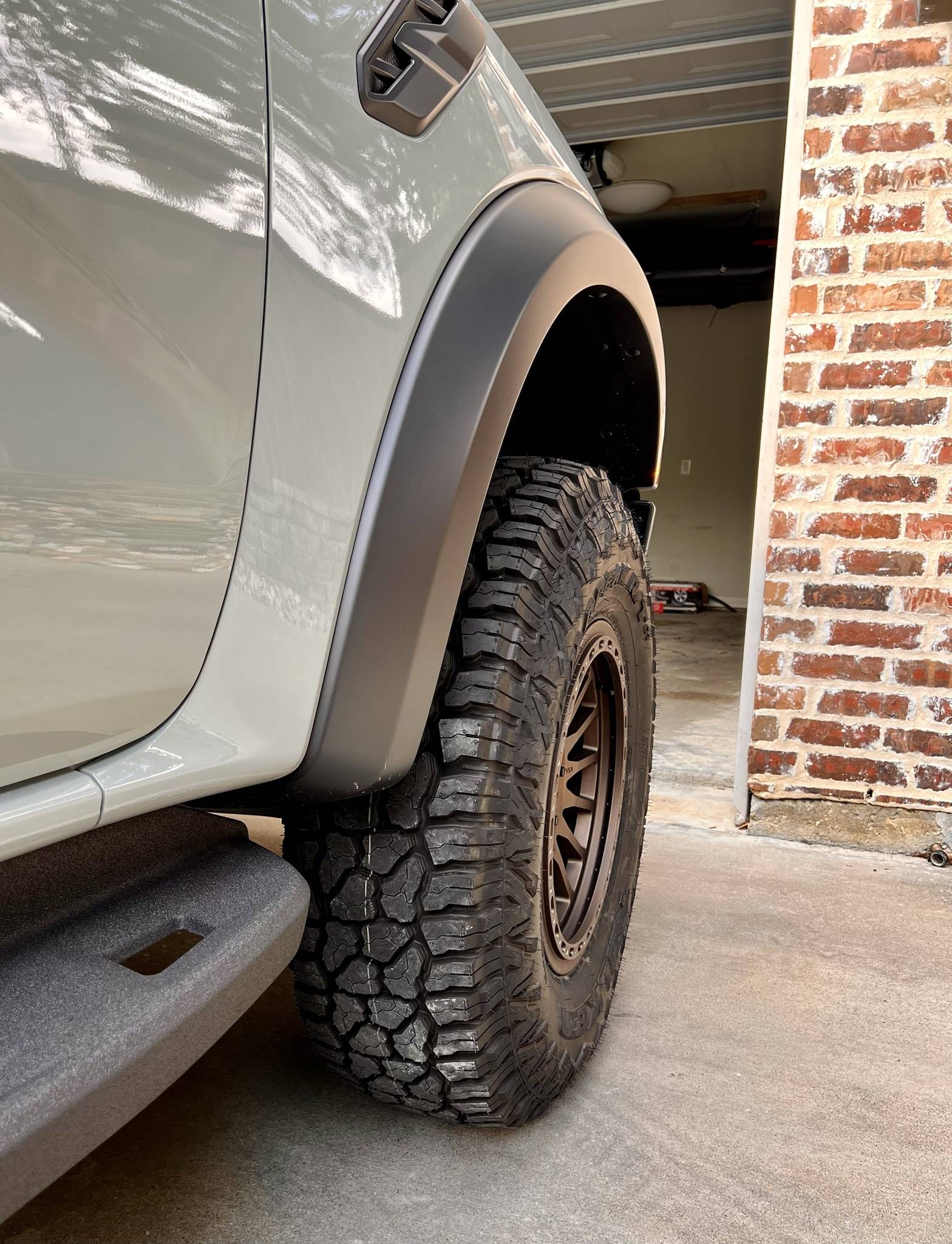 Ford Ranger 35" Falken Wildpeak RT on Relations Race Wheels RR7-H Matte Bronze -- Cactus Gray RR V6f5vbs