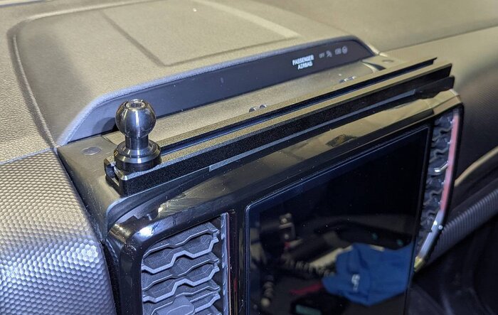 Tackform TRAXX Dash Mount Install