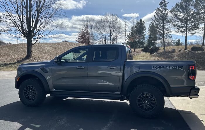 Video of my 2024 Ranger Raptor arrival, delivery and walk around
