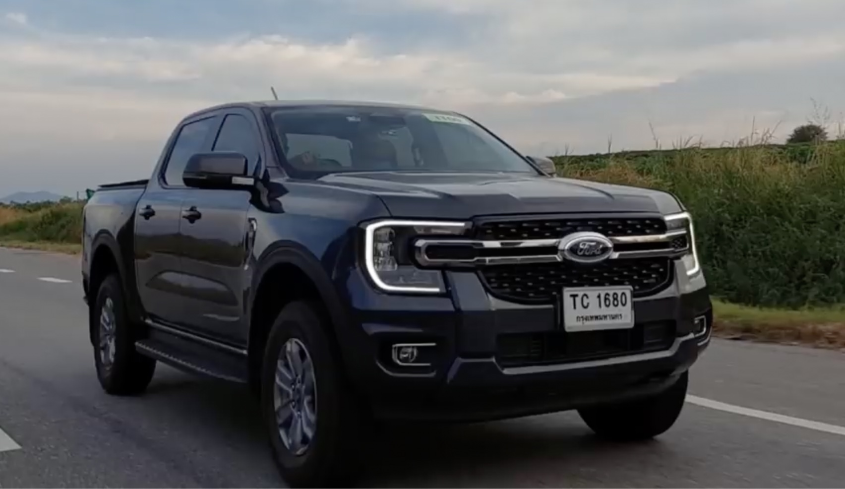 I spotted new 2022 Ranger 6th gens in the metal in Thailand | Ranger6G