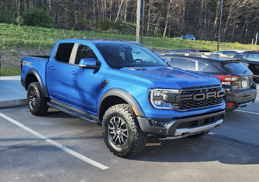My wait is over! Velocity Blue Ranger Raptor delivery | Ranger6G - 2024